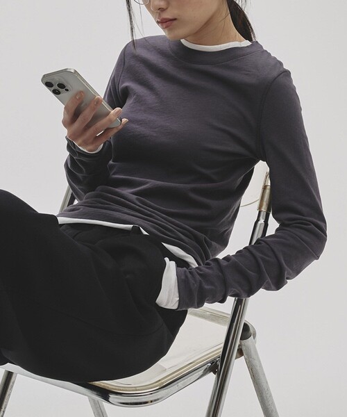 TODAYFUL(トゥデイフル)の「【TODAYFUL/トゥデイフル】Highgauge Long T-shirts/ハイゲージロングTシャツ(Tシャツ/カットソー・レディース・ワイン/ブラック/ホワイト/ブルー・FREE)」の4枚目の写真