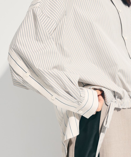 UJOH（ウジョー）の「【UJOH/ウジョー】《STUDIOUS別注》ドローコードストライプシャツ（シャツ/ブラウス・レディース・ベージュ/ライトブルー・2）」の18枚目の写真