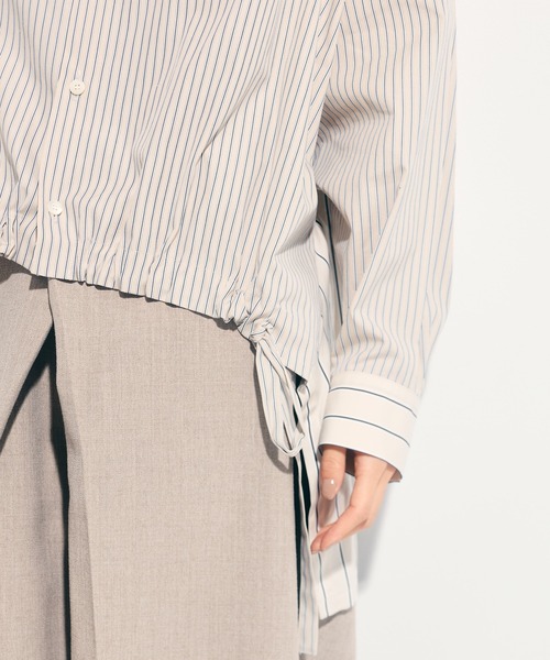 UJOH（ウジョー）の「【UJOH/ウジョー】《STUDIOUS別注》ドローコードストライプシャツ（シャツ/ブラウス・レディース・ベージュ/ライトブルー・2）」の15枚目の写真