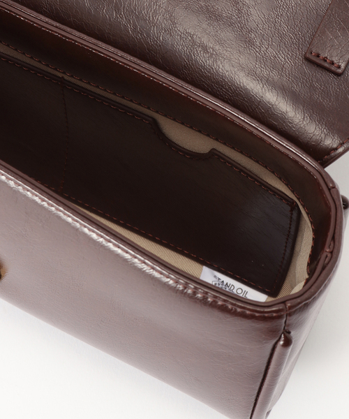 STANDOIL（スタンドオイル）の「STAND OIL BUTTER BAG CLASSIC（ショルダーバッグ・レディース・ブラウン/ブラック/アイボリー・FREE）」の9枚目の写真