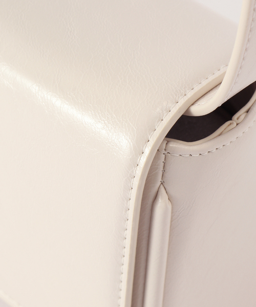 STANDOIL（スタンドオイル）の「STAND OIL BUTTER BAG CLASSIC（ショルダーバッグ・レディース・ブラウン/ブラック/アイボリー・FREE）」の19枚目の写真