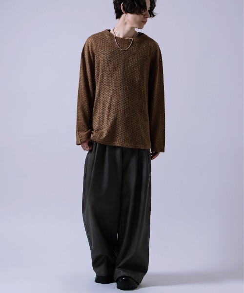 Crownor（クラウノアー）の「PU タック ワイドパンツ（スラックス・メンズ・チャコール/ブラック・SMALL/MEDIUM/LARGE）」の10枚目の写真