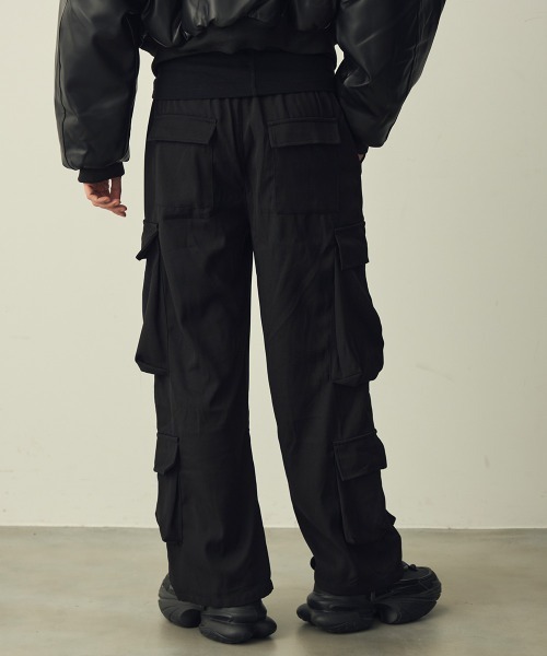 Shoowtime(ショウタイム)の「Double cargo wide slacks / ダブルカーゴワイドスラックス(スラックス・メンズ・ブラック・X-LARGE/MEDIUM/LARGE)」の7枚目の写真