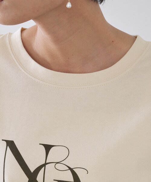 OPAQUE.CLIP(オペークドットクリップ)の「ロングロゴTシャツ【洗濯機OK】(Tシャツ/カットソー・レディース・チャコールグレー/ライトベージュ/ホワイト・00)」の5枚目の写真