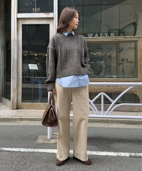 fredy emue（フレディエミュ）の「ハート刺繍柄編みニットプルオーバー