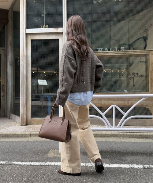 fredy emue（フレディエミュ）の「ハート刺繍柄編みニットプルオーバー