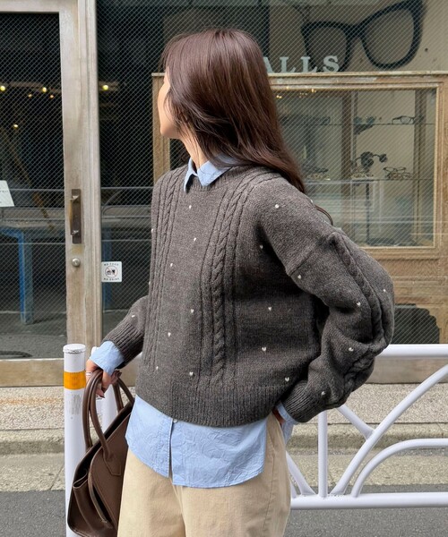 美品✨レリアン 近年 大きいサイズニット ハート刺繍ビジュー セーター 美品✨レリアン 近年 大きいサイズニット ハート刺繍ビジュー セーター