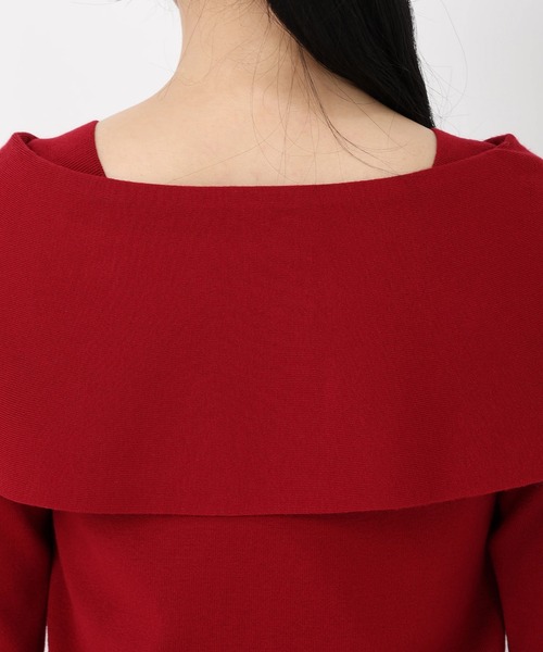 STRAWBERRY-FIELDS（ストロベリーフィールズ）の「シェルストレッチ_釦付きケープ風ニット（ニット/セーター・レディース・ブラック/ピンクベージュ/ローズ・2）」の8枚目の写真