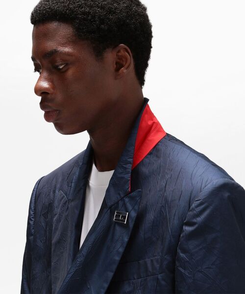 TOMMY HILFIGER（トミーヒルフィガー）の「ダブルブレザー（テーラードジャケット・メンズ・ネイビー・46/48/52）」の2枚目の写真