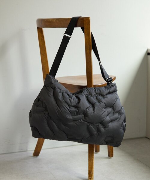 ear PAPILLONNER（イアパピヨネ）の「《410g》３ボンディングショルダーバッグ（ショルダーバッグ・レディース・ブラック/サックスブルー・FREE）」の6枚目の写真