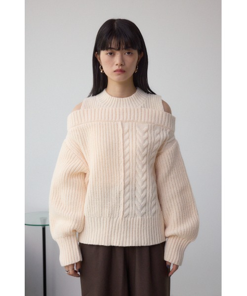 AZUL by moussy(アズールバイマウジー)の「オープンショルダーケーブルニット(ニット/セーター・レディース・杢グレー/アイボリー/ブラック・SMALL/MEDIUM)」の7枚目の写真