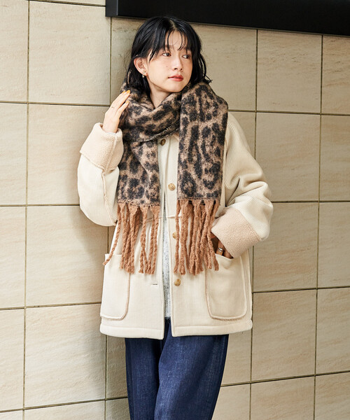 BEGG&CO ウールアンゴラ幅広マフラー レオパード柄 アイボリー セール】アニマル柄 ボリュームマフラー/レオパードマフラー（マフラー