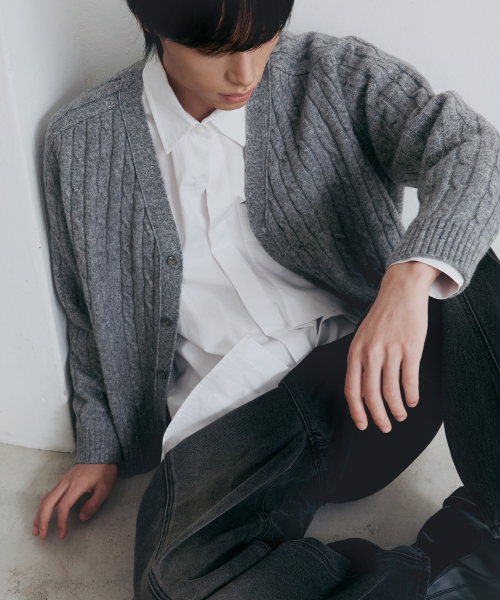 NODU（ノードユー）の「ケーブルサドルクロップカーディガン[グレー]（カーディガン/ボレロ・メンズ・その他・MEDIUM/LARGE）」の2枚目の写真