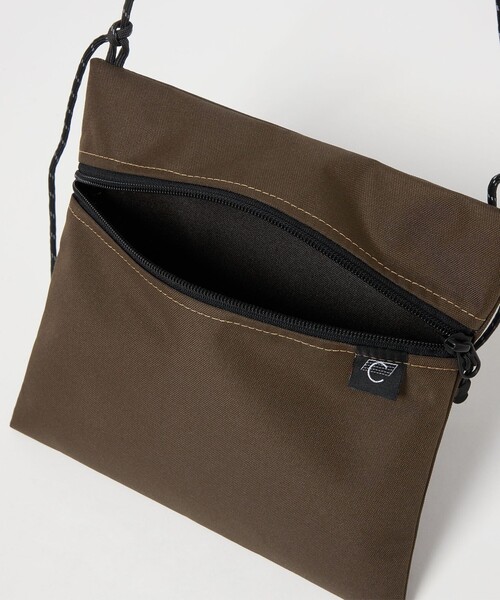 Steven Alan（スティーブンアラン）の「＜COMA BRAND＞ KITBAG 29/バッグ（ショルダーバッグ・メンズ・ダークブラウン・FREE）」の7枚目の写真