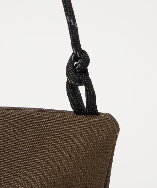 Steven Alan（スティーブンアラン）の「＜COMA BRAND＞ KITBAG 29/バッグ（ショルダーバッグ・メンズ・ダークブラウン・FREE）」の11枚目の写真