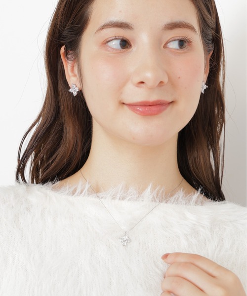 JILL BY JILLSTUART Cubic 大粒クローバーネックレス 数量限定追加