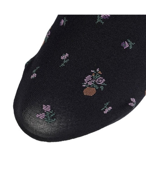 ANNA SUI（アナスイ）の「フローティングフラワーポットタイツ（タイツ/ストッキング・レディース・ダークグレー/ブラック・M～Ｌ）」の4枚目の写真