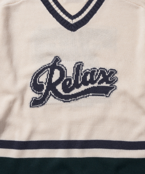 DISCUS ATHLETIC(ディスカス アスレチック)の「リラックスロゴVネックニットオプティックホワイト(ニット/セーター・レディース・その他・LARGE/MEDIUM/X-LARGE)」の6枚目の写真