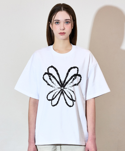 VETEZE(ベテゼ)の「オブエスタリボンスプレーティーシャツ (ホワイト)(Tシャツ/カットソー・レディース・ホワイト・MEDIUM/LARGE/X-LARGE)」の3枚目の写真