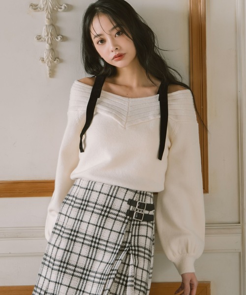 archives（アルシーヴ）の「ベロアリボンリブオフショルニットプルオーバー（ニット/セーター・レディース・グレー/ワイン/アイボリー/ブラック・MEDIUM）」の18枚目の写真