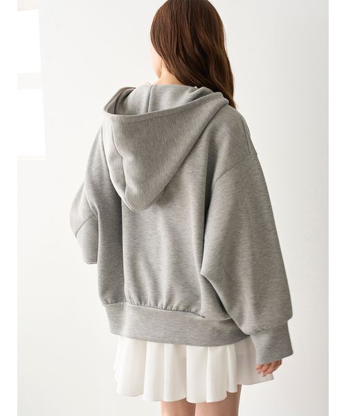 SNIDEL(スナイデル)の「エンブレムボンディングパーカー(パーカー・レディース・ホワイト/グレー/ライトブルー・F)」の7枚目の写真