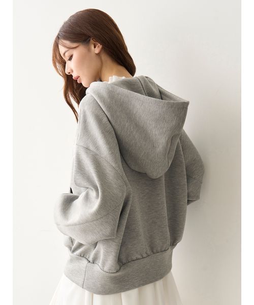 SNIDEL(スナイデル)の「エンブレムボンディングパーカー(パーカー・レディース・ホワイト/グレー/ライトブルー・F)」の8枚目の写真