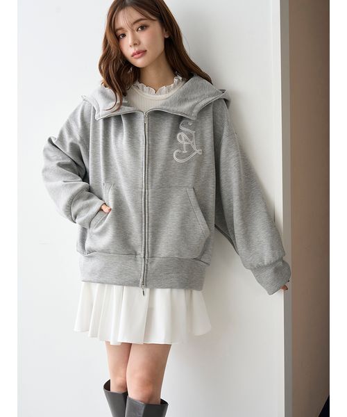 SNIDEL(スナイデル)の「エンブレムボンディングパーカー(パーカー・レディース・ホワイト/グレー/ライトブルー・F)」の14枚目の写真