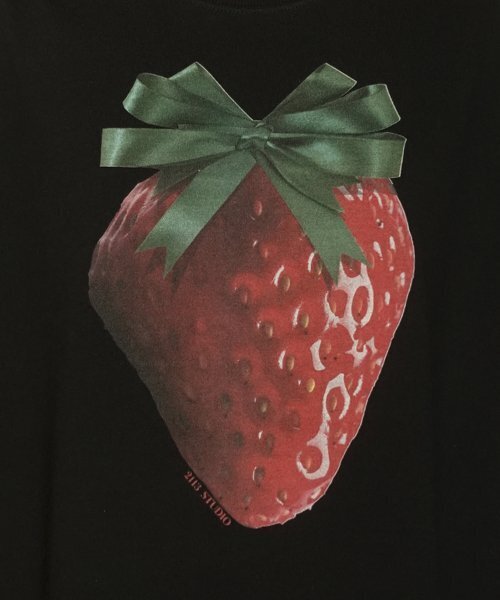 2113 STUDIO(イイルイルサムスタジオ)の「Ep.6 Long sleeve T-shirts Black top No.3 (Ribbon strawberry)(Tシャツ/カットソー・レディース・その他・FREE)」の3枚目の写真