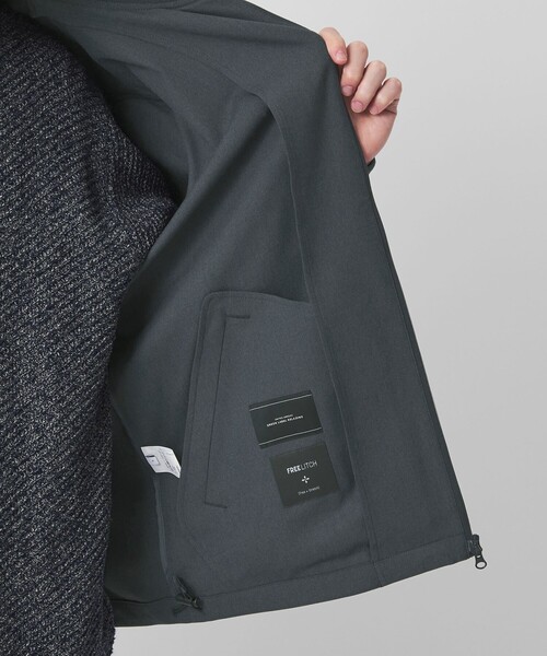 green label relaxing（グリーンレーベルリラクシング）の「FREELITCH リブ ブルゾン -2WAYストレッチ・吸水速乾-（ブルゾン・メンズ・コバルトブルー/ダークブラウン/ブラック・XL/L/M/S）」の22枚目の写真