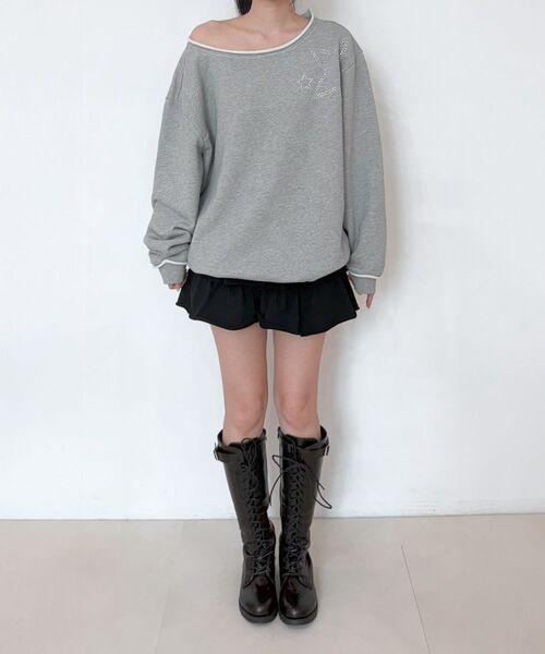 ALKI ALKA(アルキアルカ)の「Star Off-shoulder Sweatshirt (Gray)(スウェット・レディース・ライトグレー・FREE)」の6枚目の写真