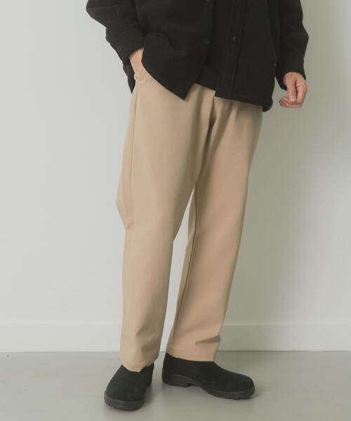ITEMS URBANRESEARCH(アイテムズ アーバンリサーチ)の「360°stretchツイルパンツ(その他パンツ・メンズ・ベージュ/ブラック・MEDIUM/LARGE)」の1枚目の写真