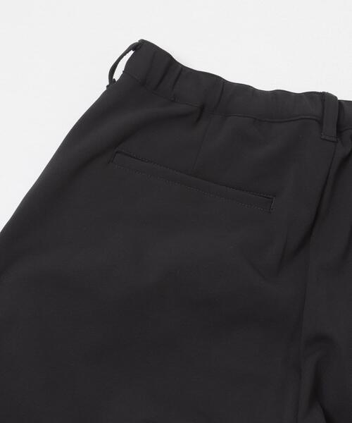 ITEMS URBANRESEARCH(アイテムズ アーバンリサーチ)の「360°stretchツイルパンツ(その他パンツ・メンズ・ベージュ/ブラック・MEDIUM/LARGE)」の8枚目の写真