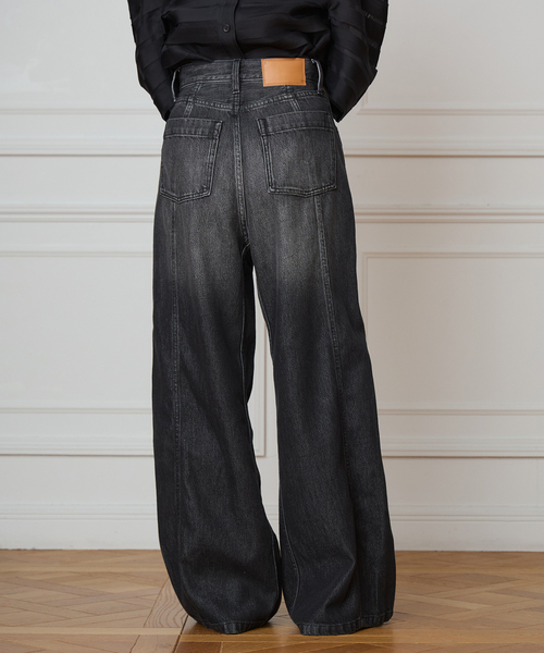 IENA LA BOUCLE（イエナラブークル）の「《追加2》IENA LA BOUCLE ソフトデニムシルエットパンツ（デニムパンツ・レディース・ブラック系その他・40/38）」の3枚目の写真