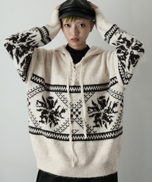 フード付き」に該当するニット/セーター（ブラック/黒色系