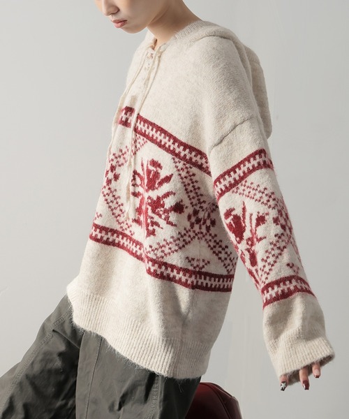 Ulysses(ユリシス)の「ノルディック柄レースアップフード付きニット(ニット/セーター・レディース・グリーン/レッド/ブラック・F)」の11枚目の写真