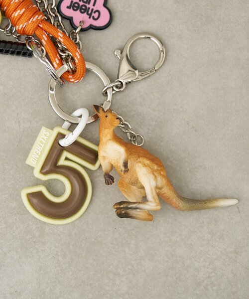 BIRTHDAY BAR（バースデイバー）の「【cache cache カシュカシュ】アニマルジャラジャラチャーム（チャーム・レディース・グレー/オレンジ/ホワイト・0）」の4枚目の写真