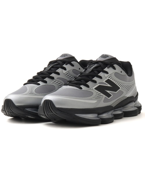 NEW BALANCE(ニューバランス)の「New Balance U20006OU / ニューバランス U20006OU(スニーカー・メンズ・シルバー・24.5cm/25.0cm/25.5cm/26.5cm/27.0cm/28.0cm/26.0cm/24.0cm/23.5cm/23.0cm/30.0cm/29.0cm/28.5cm/27.5cm)」の1枚目の写真