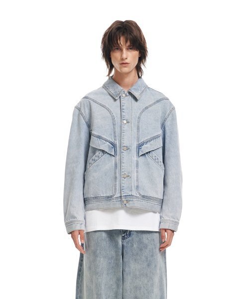 ADDOFF(アドオフ)の「ADDOFF EMBOSSED DENIM JACKET BLUE(デニムジャケット・レディース・その他・MEDIUM/SMALL)」の1枚目の写真