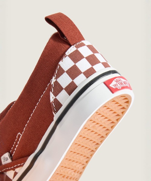 VANS(バンズ)の「トドラー スリッポン V / Slip-On V COLOR THEORY CHECKERBOARD RUST VN000D0SRUS1(スリッポン・キッズ・マルーン・5/6/7/8/9/10/4)」の6枚目の写真