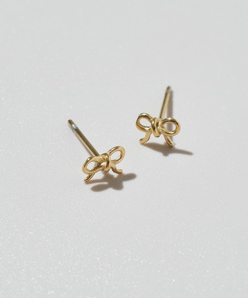 GOLDY(ゴールディ)の「【金属アレルギー軽減】プチ リボン ステンレス ピアス(ピアス(両耳用)・レディース・ゴールド/シルバー・FREE)」の8枚目の写真