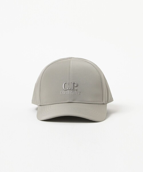 C.P. COMPANY（シーピーカンパニー）の「C.P. Company / Chrome-R Goggle Cap（キャップ・メンズ・ブラック/グレー・XL）」の3枚目の写真