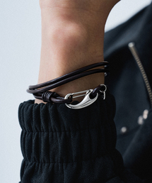 SCALETTOBLACK（スカーレットブラック）の「RSM026 Brown Hide Two Line Karabiner Bracelet（ブレスレット）」