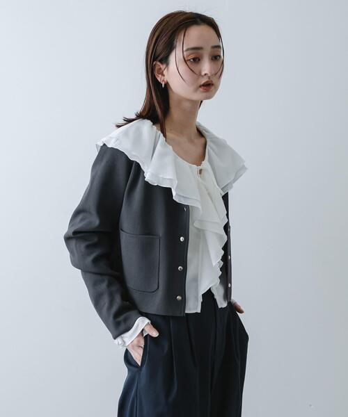 SENSE OF PLACE by URBAN RESEARCH（センスオブプレイスバイアーバンリサーチ）の「ラッフルブラウス（シャツ/ブラウス・レディース・オフホワイト/ベージュ/ライトブルー・ONE）」の6枚目の写真