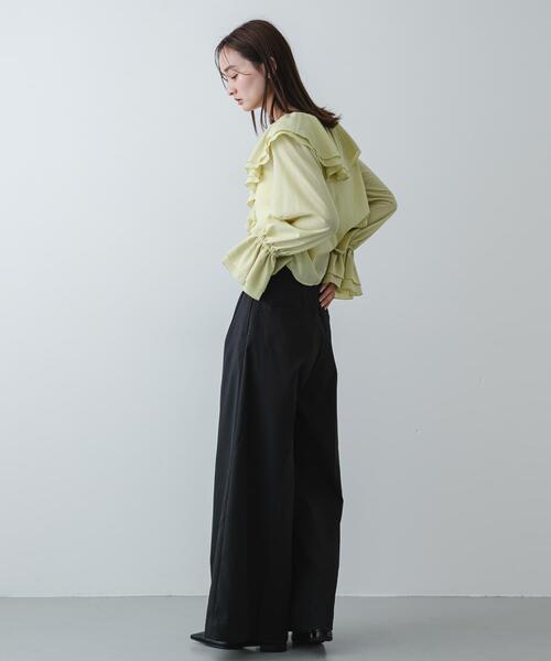 SENSE OF PLACE by URBAN RESEARCH（センスオブプレイスバイアーバンリサーチ）の「ラッフルブラウス（シャツ/ブラウス・レディース・オフホワイト/ベージュ/ライトブルー・ONE）」の18枚目の写真