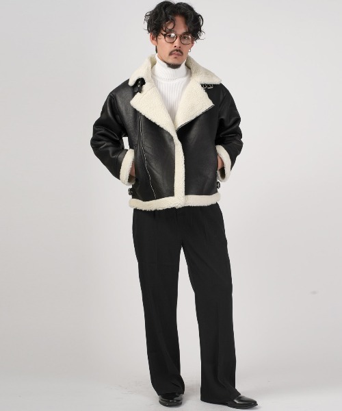 LUXSTYLE(ラグスタイル)の「フェイクムートンダブルジャケット(ムートンコート・メンズ・ホワイト×ブラック/ブラック×ブラック・L/M)」の10枚目の写真