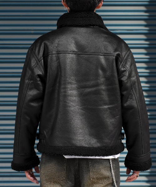 LUXSTYLE(ラグスタイル)の「フェイクムートンダブルジャケット(ムートンコート・メンズ・ホワイト×ブラック/ブラック×ブラック・L/M)」の12枚目の写真