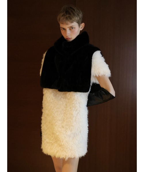AMOMMA(アモマ)の「CANDY MINI FUR DRESS(ドレス・レディース・ブラック/アイボリー・FREE)」の5枚目の写真