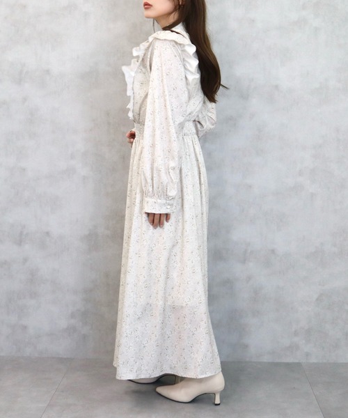 CECIL McBEE(セシルマクビー)の「花柄ピンタックフリルワンピース(ワンピース・レディース・アイボリー/ブラック/ベージュ・MEDIUM)」の14枚目の写真