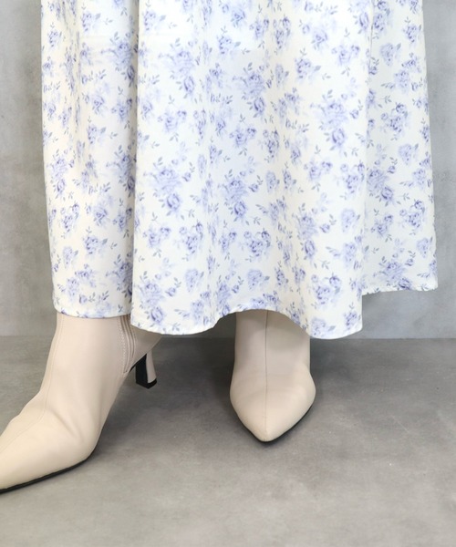 CECIL McBEE(セシルマクビー)の「花柄ピンタックフリルワンピース(ワンピース・レディース・アイボリー/ブラック/ベージュ・MEDIUM)」の4枚目の写真