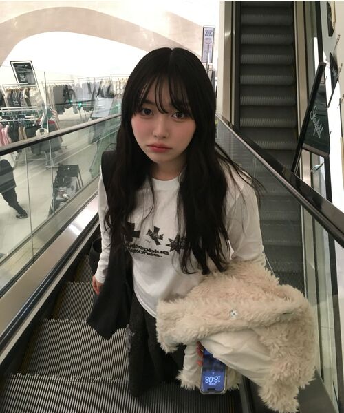 mydeepbluememories(マイディープブルーメモリーズ)の「SYMBOL GRAPHIC LONG SLEEVE(WHITE)(Tシャツ/カットソー・レディース・ホワイト・LARGE/SMALL)」の5枚目の写真